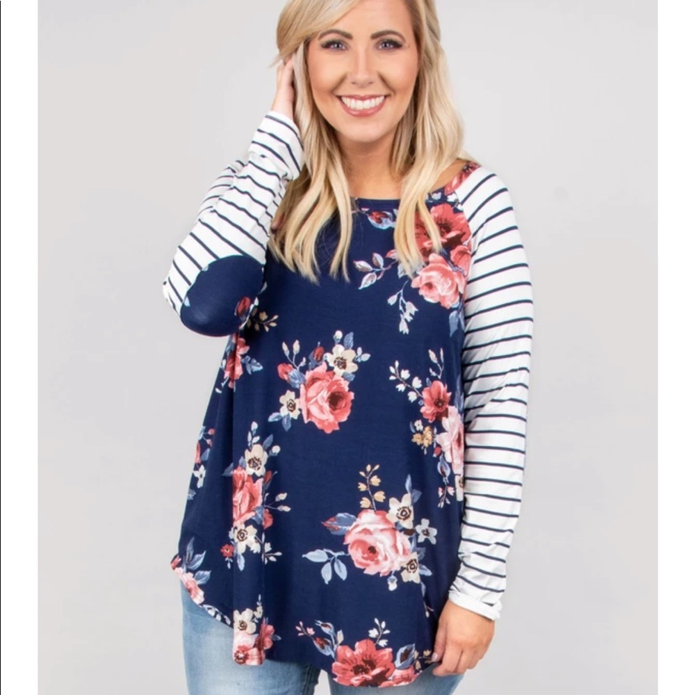 Chic Soul Navy/Floral Raglan top 1X